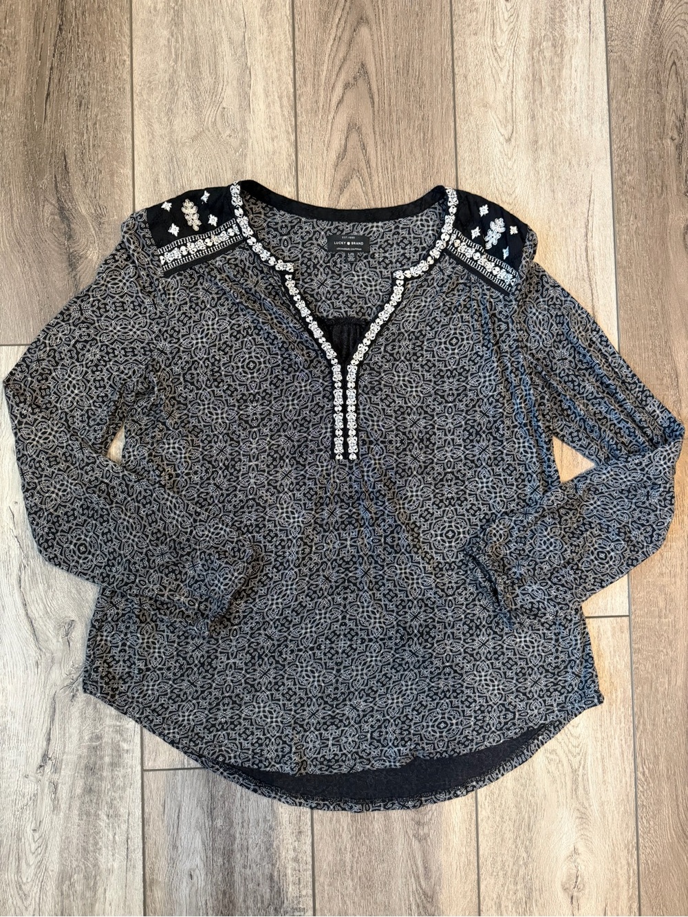 Lucky Brand- Bohemian Black Patterned Long-Sleeve Embroidered Trim Top